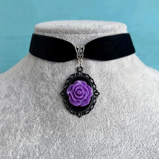 Gothic Rose Choker
