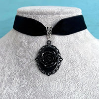 Gothic Rose Choker